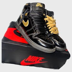 Air Jordan 1 Retro High OG Black Metallic Gold GS Size 6Y With Box